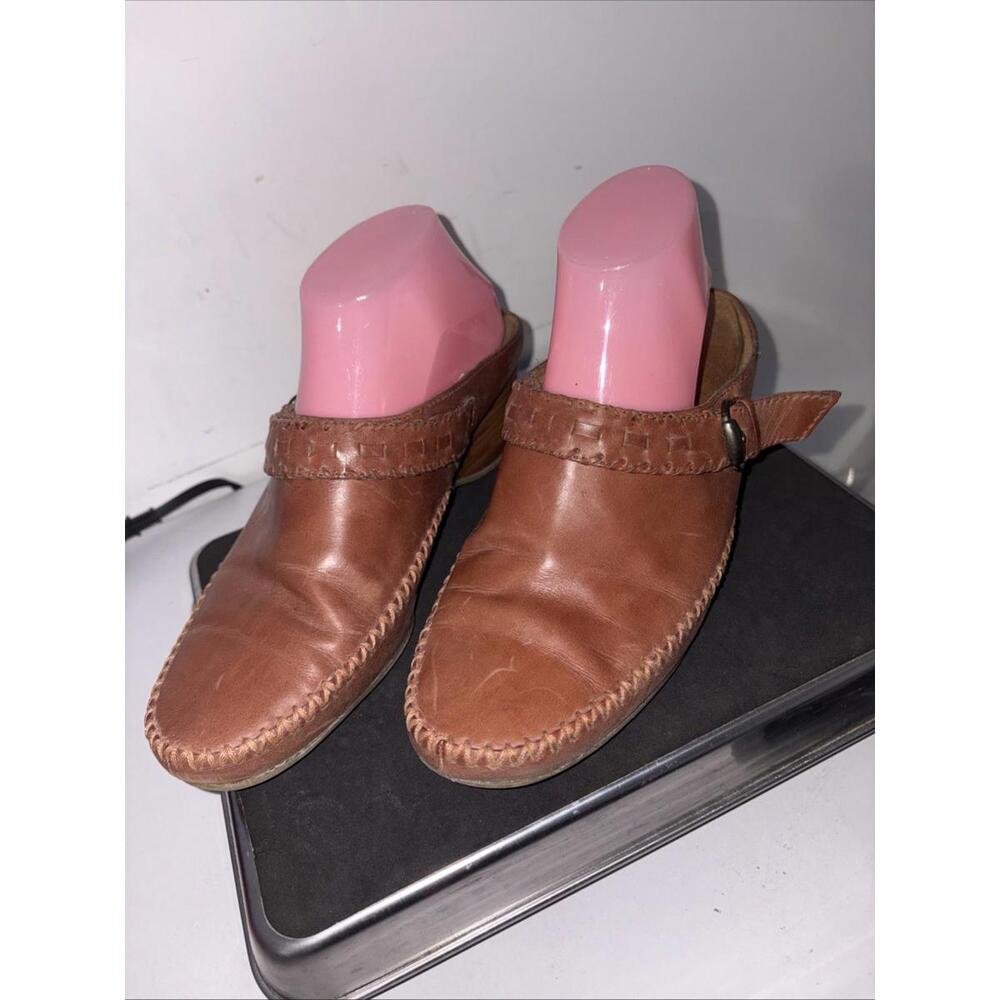 Ladies 9.5M Brown‎ White Mountain Pumps Y2K